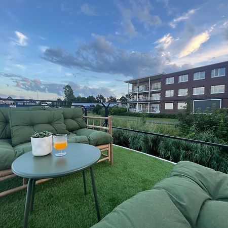 Cosy Tiny Houseboats Near Beach And Restaurants By Weltevreden Experience Zeewolde Exterior foto