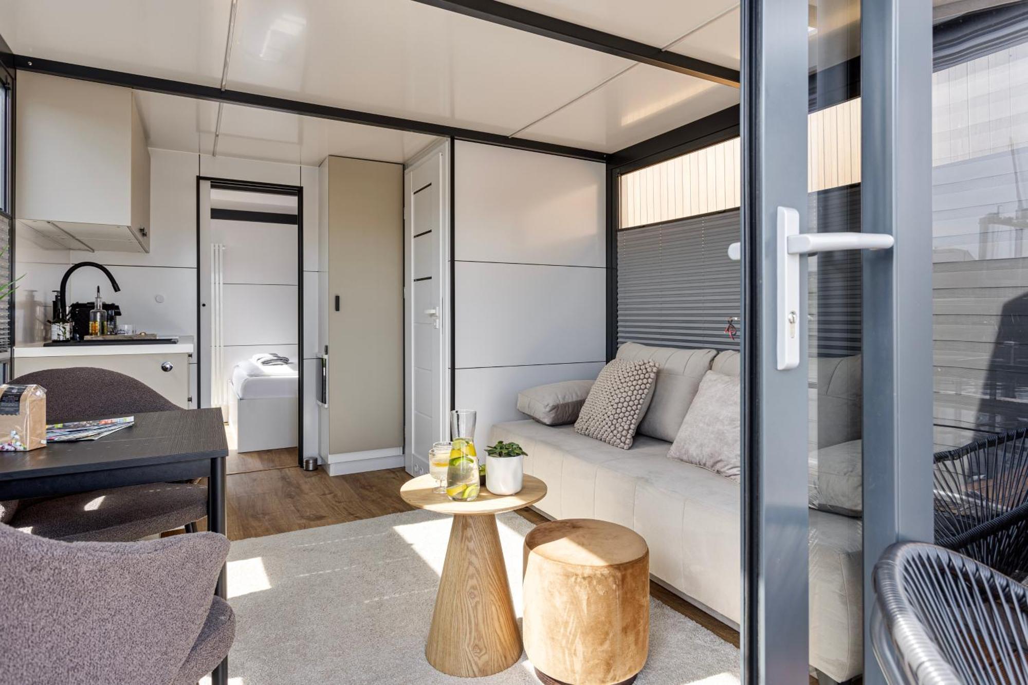 Cosy Tiny Houseboats Near Beach And Restaurants By Weltevreden Experience Zeewolde Exterior foto